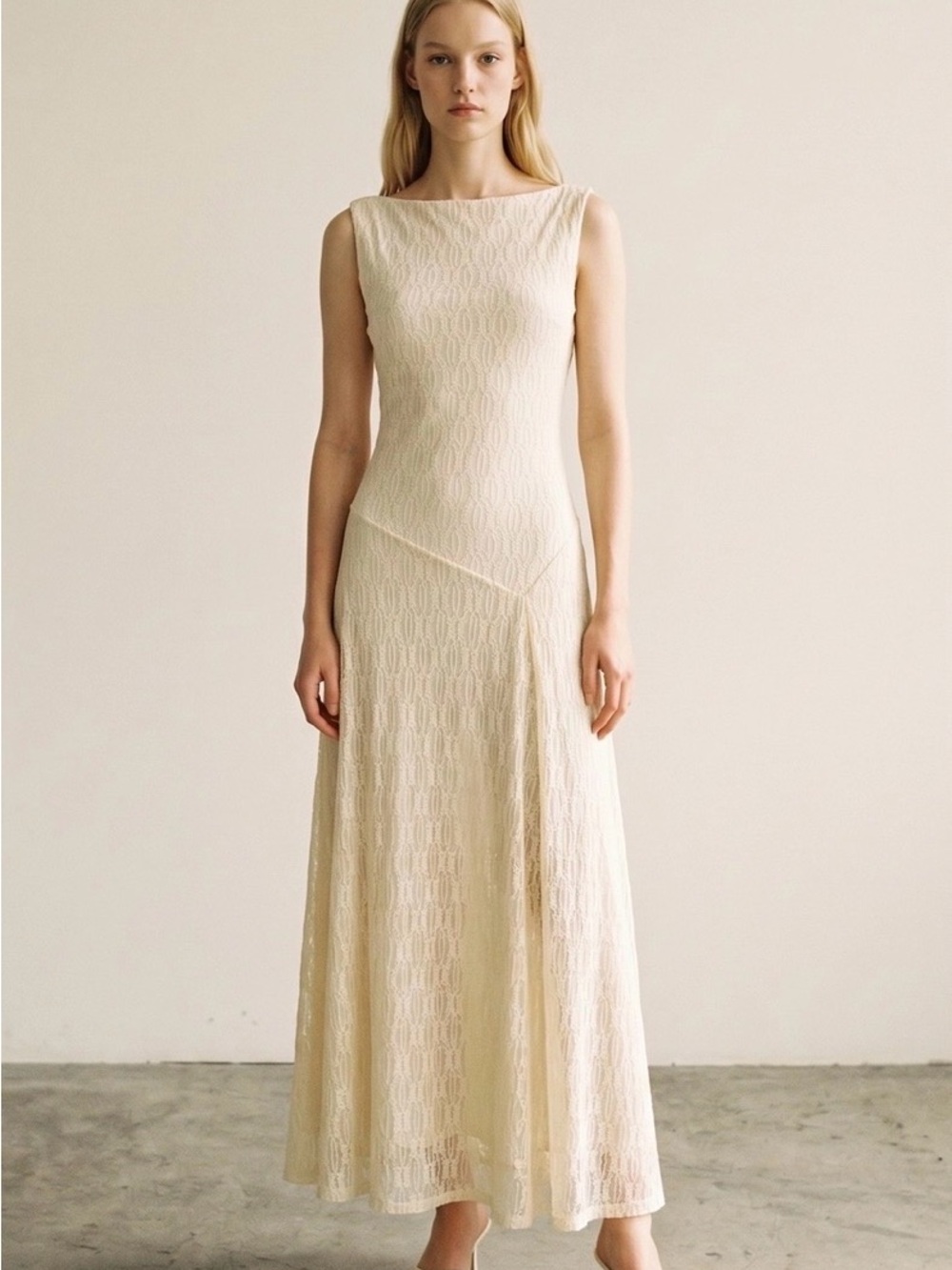 Sleeveless Cream Lace Maxi Dress with Boat Neck - Picture 1 of 6